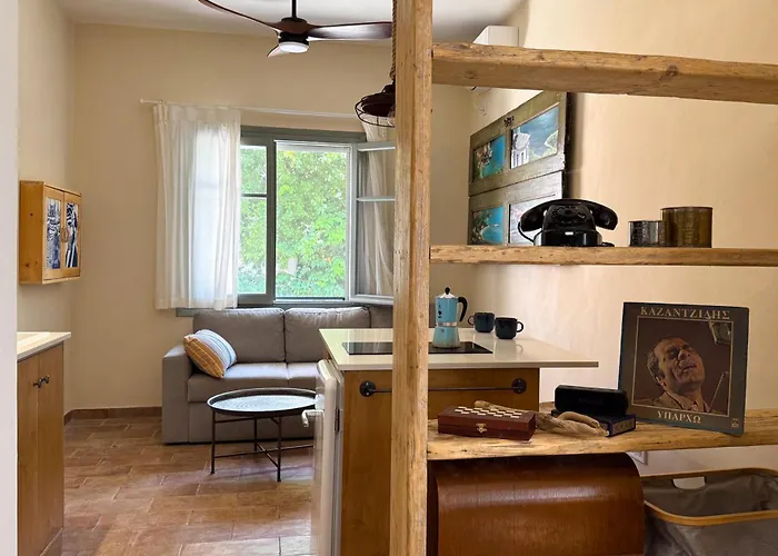 Overstay Pelion Apartment